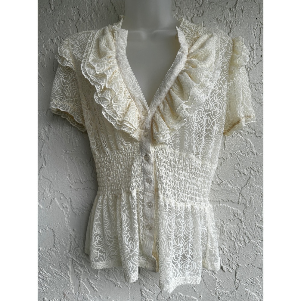 5-7-9 Vtg Y2K Cream Floral Lace Ruffle Peplum Blouse Smocked Waist V-Neck Top M